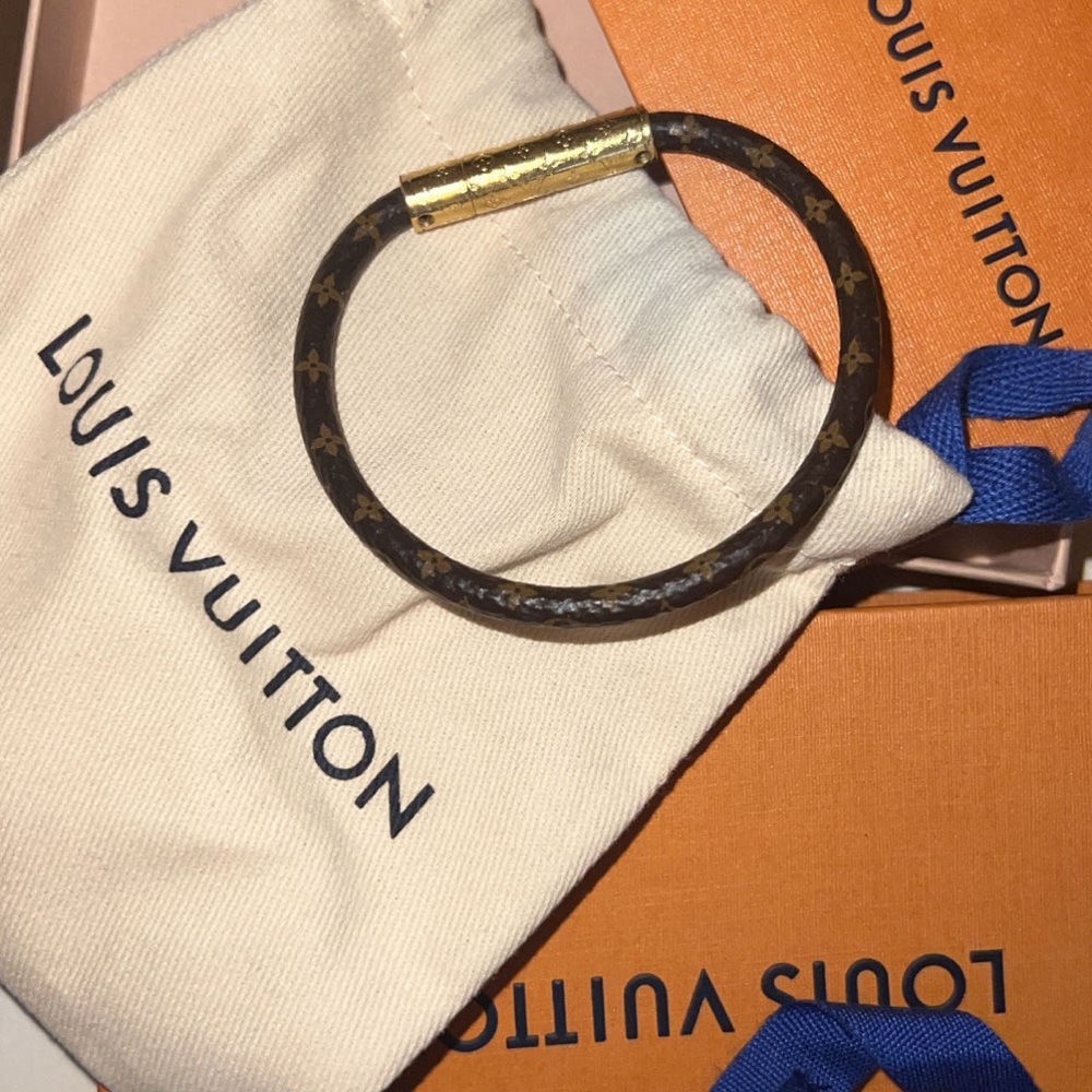 LV confidential bracelet - Picture 4 of 4